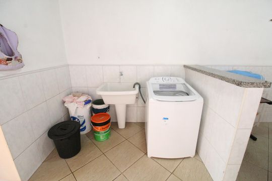 Área de Serviço de casa para alugar com 4 quartos, 145m² em Residencial Bosque dos Ipes, São José dos Campos