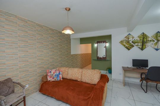 Casa para alugar com 2 quartos, 100m² em Interlagos, São Paulo