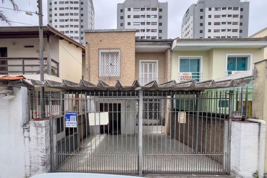 Fachada de casa à venda com 3 quartos, 146m² em Vila Mariana, São Paulo