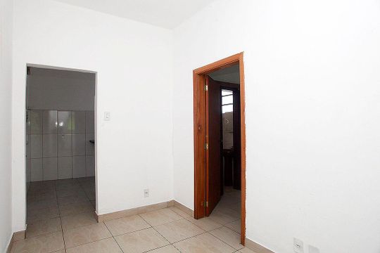 Sala de apartamento à venda com 1 quarto, 28m² em Azenha, Porto Alegre