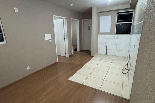 Cozinha de apartamento para alugar com 2 quartos, 43m² em Feitoria, São Leopoldo