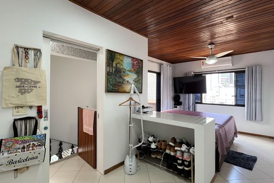 Suite de apartamento para alugar com 3 quartos, 263m² em Ponta da Praia, Santos