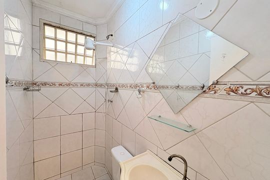 Banheiro Social de casa à venda com 8 quartos, 2400m² em Jardim Bonfiglioli, Jundiaí