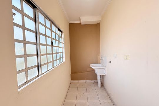 Área Serviço de casa à venda com 8 quartos, 2400m² em Jardim Bonfiglioli, Jundiaí