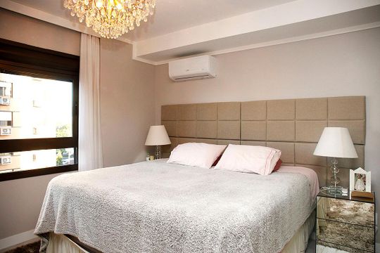 Quarto 1 Suíte de apartamento à venda com 3 quartos, 110m² em Menino Deus, Porto Alegre