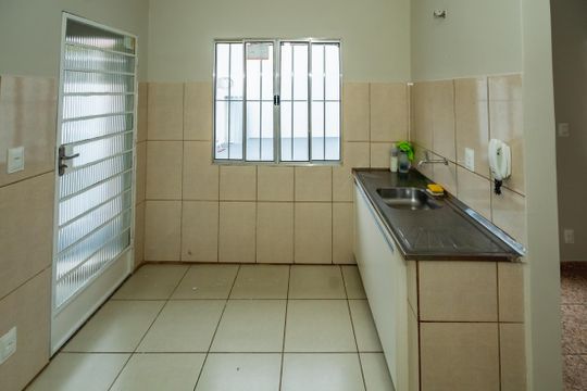 Cozinha de casa para alugar com 2 quartos, 89m² em Santa Mônica, Belo Horizonte