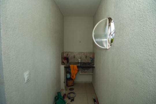 Despensa de casa para alugar com 2 quartos, 89m² em Santa Mônica, Belo Horizonte