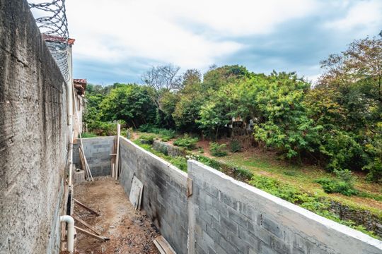 Área Externa de casa para alugar com 2 quartos, 89m² em Santa Mônica, Belo Horizonte