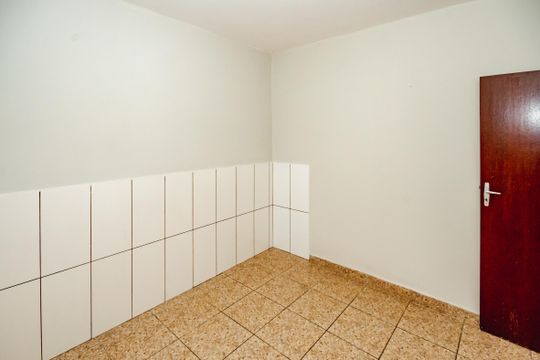 Quarto 1 de casa para alugar com 2 quartos, 89m² em Santa Mônica, Belo Horizonte