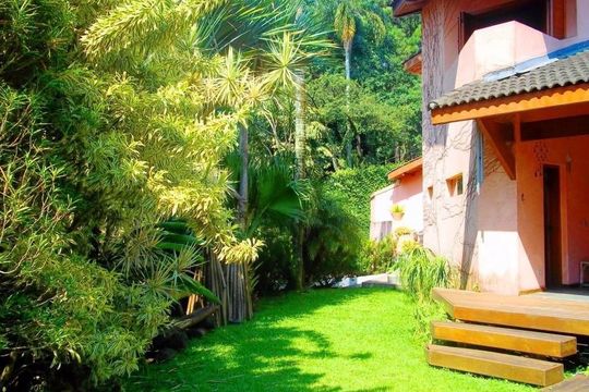 Casa à venda com 4 quartos, 569m² em Santo Amaro, São Paulo