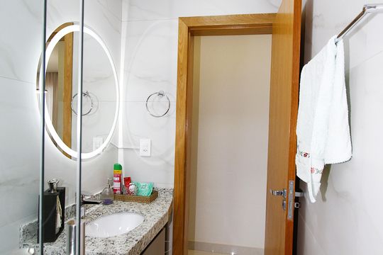 Banheiro Social de apartamento à venda com 3 quartos, 164m² em Barreiro, Belo Horizonte