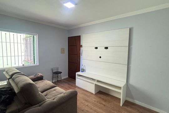 Apartamento à venda com 2 quartos, 53m² em Vila Clarice, Santo André