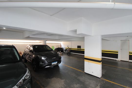 Garagem de apartamento à venda com 3 quartos, 95m² em Castelo, Belo Horizonte