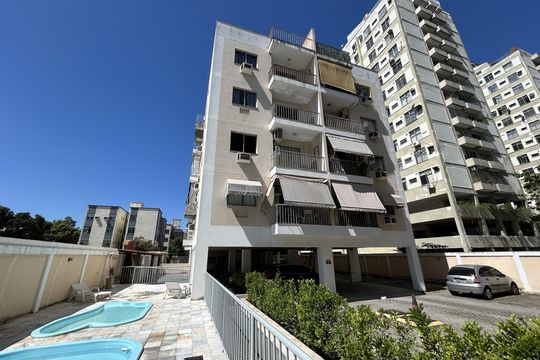 Área comum - Piscina de apartamento para alugar com 2 quartos, 60m² em Praça Seca, Rio de Janeiro
