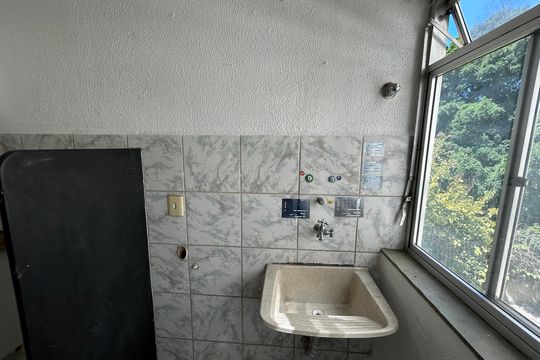 Área de Serviço de apartamento para alugar com 2 quartos, 60m² em Praça Seca, Rio de Janeiro