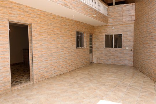 Garagem de casa para alugar com 3 quartos, 170m² em Bandeiras, Osasco