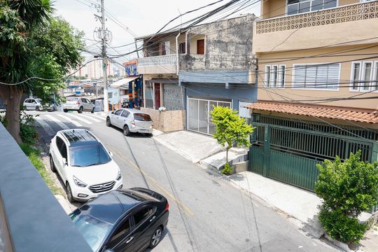 Área Externa de casa para alugar com 3 quartos, 170m² em Bandeiras, Osasco