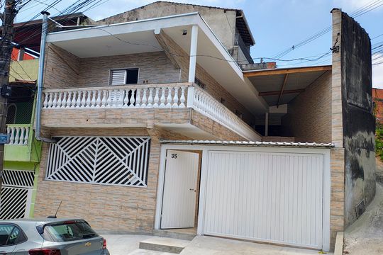 Fachada de casa para alugar com 3 quartos, 170m² em Bandeiras, Osasco