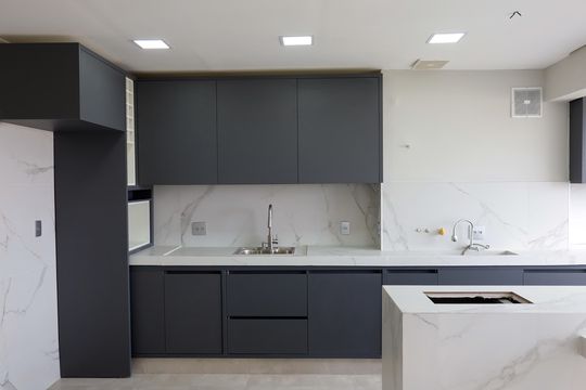 Cozinha de apartamento à venda com 2 quartos, 55m² em São Pedro, Osasco