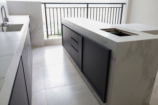 Cozinha de apartamento à venda com 2 quartos, 55m² em São Pedro, Osasco