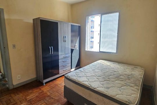 Quarto  de apartamento para alugar com 1 quarto, 55m² em Guilhermina, Praia Grande