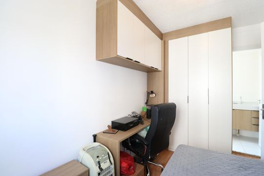 Quarto de apartamento à venda com 1 quarto, 28m² em Barra Funda, São Paulo