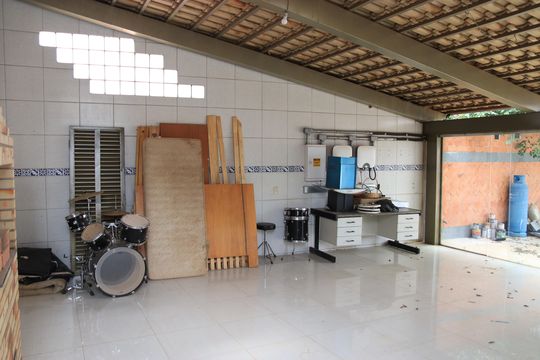 Cozinha de casa para alugar com 2 quartos, 115m² em Jardim Goiás, Goiânia