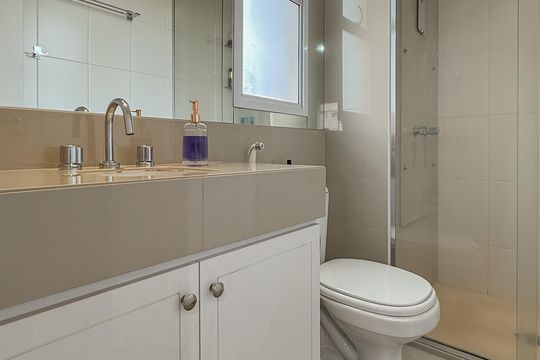Banheiro da Suíte de apartamento à venda com 3 quartos, 94m² em Caiçaras, Belo Horizonte