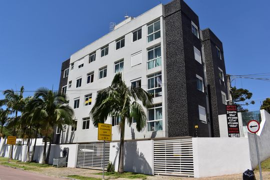 Fachada do Prédio de apartamento para alugar com 2 quartos, 119m² em Tingui, Curitiba