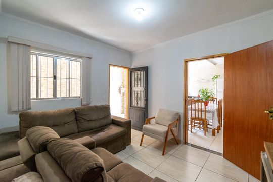 Sala  de casa à venda com 2 quartos, 130m² em Jardim Oriental, São Paulo