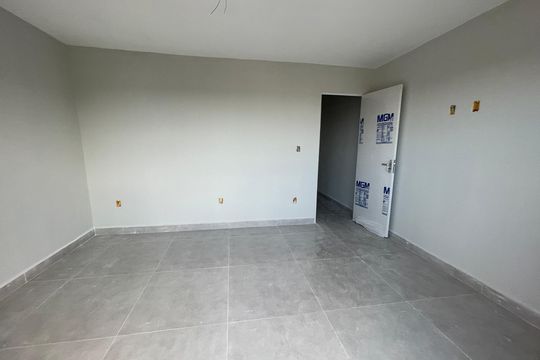 Quarto de apartamento para alugar com 2 quartos, 100m² em Vila Santa Cruz, Duque de Caxias