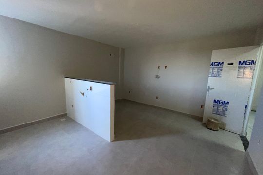 Sala/Cozinha de apartamento para alugar com 2 quartos, 100m² em Vila Santa Cruz, Duque de Caxias