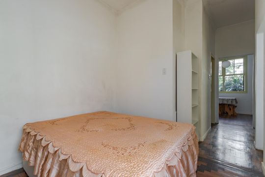 Quarto de apartamento à venda com 1 quarto, 33m² em Auxiliadora, Porto Alegre