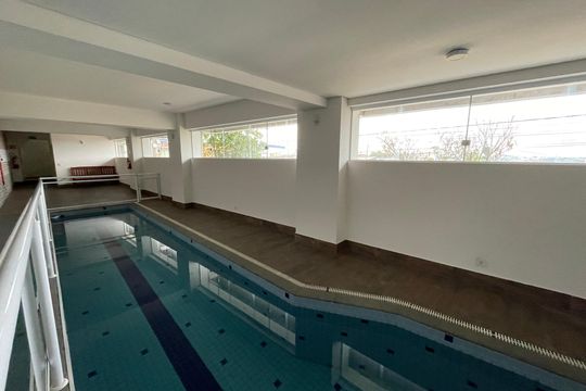 Área comum - Piscina de apartamento para alugar com 2 quartos, 56m² em Granja Viana, Cotia