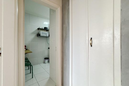Corredor de apartamento à venda com 2 quartos, 70m² em Paraíso, São Paulo