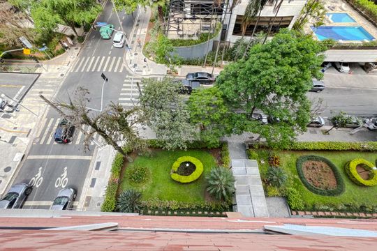 Vista de apartamento à venda com 2 quartos, 70m² em Paraíso, São Paulo