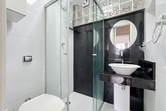 Banheiro Social de apartamento à venda com 2 quartos, 70m² em Paraíso, São Paulo