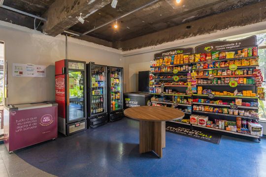 Mini Mercado de apartamento à venda com 2 quartos, 69m² em Pinheiros, São Paulo