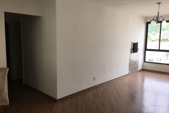 Sala de apartamento para alugar com 2 quartos, 72m² em Jardim Carvalho, Porto Alegre