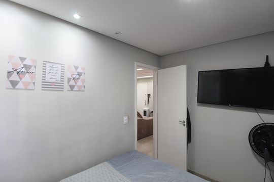 Quarto 1 de apartamento à venda com 2 quartos, 48m² em Kennedy, Contagem