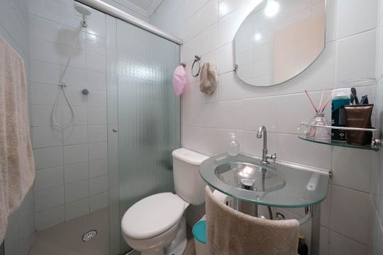 Banheiro Social de casa à venda com 3 quartos, 84m² em Jardim Maringa, São Paulo