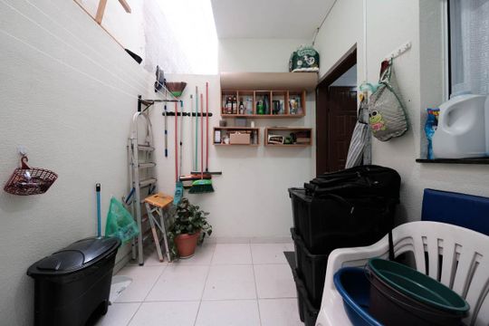 Área de Serviço de casa à venda com 3 quartos, 84m² em Jardim Maringa, São Paulo