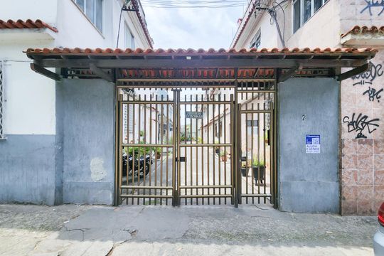 Fachada de apartamento à venda com 2 quartos, 100m² em Humaitá, Rio de Janeiro
