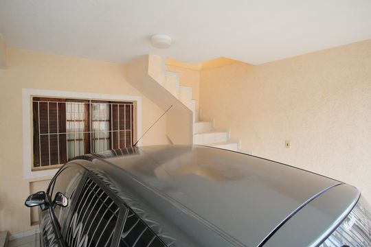 Garagem de casa à venda com 3 quartos, 221m² em Vila Centenario, São Paulo