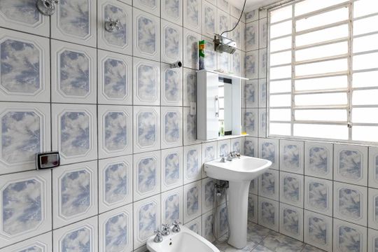 Banheiro de apartamento à venda com 3 quartos, 100m² em Higienópolis, São Paulo