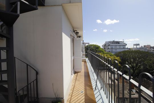 Varanda da Sala 2 de apartamento à venda com 4 quartos, 169m² em Higienópolis, Porto Alegre