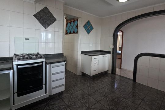 Cozinha de apartamento para alugar com 3 quartos, 148m² em José Menino, Santos