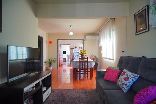 Casa à venda com 3 quartos, 90m² em Rincão, Novo Hamburgo