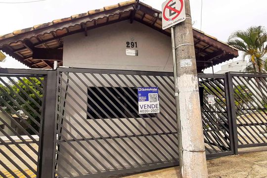 Fachada de apartamento para alugar com 2 quartos, 62m² em São Pedro, Osasco