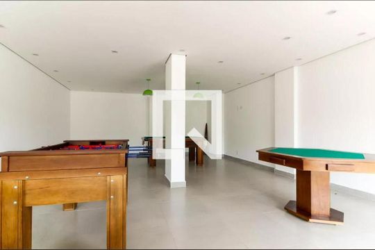 Área comum de apartamento à venda com 2 quartos, 55m² em Vila Pita, São Paulo